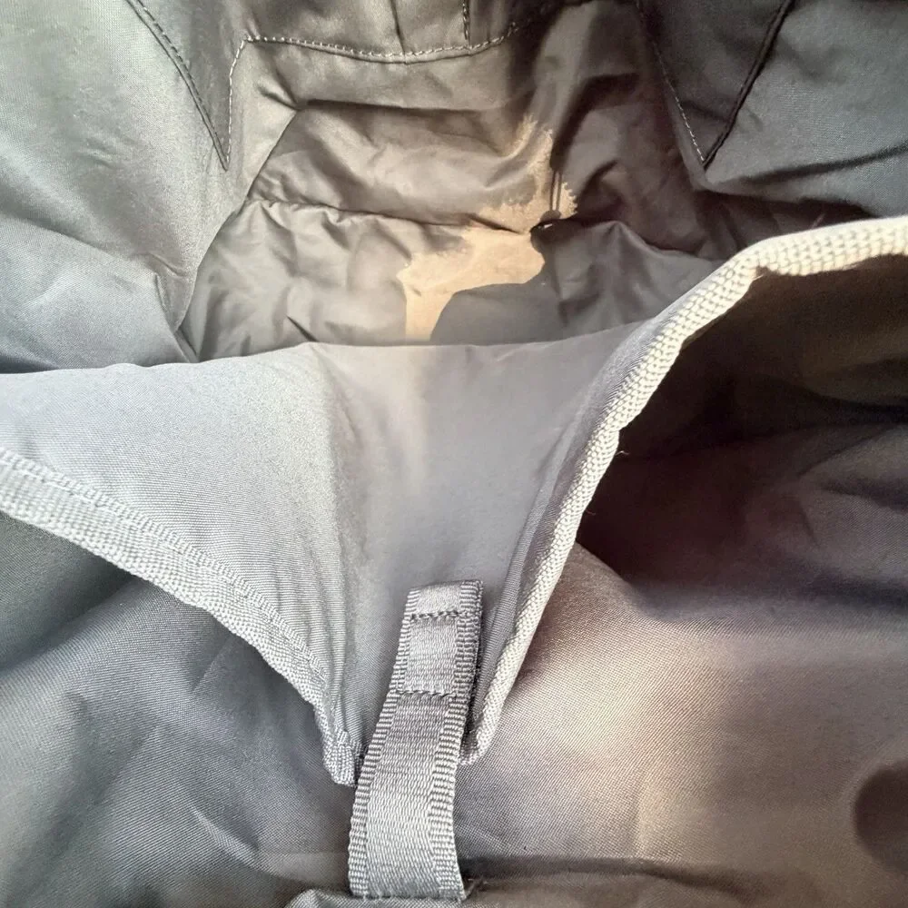 Nike Gym Tote Bag Shoulder Strap Gray, Sportswear Essential